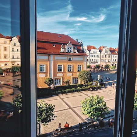 Apartamenty Przy Ratuszu Boleslawiec  Esterno foto