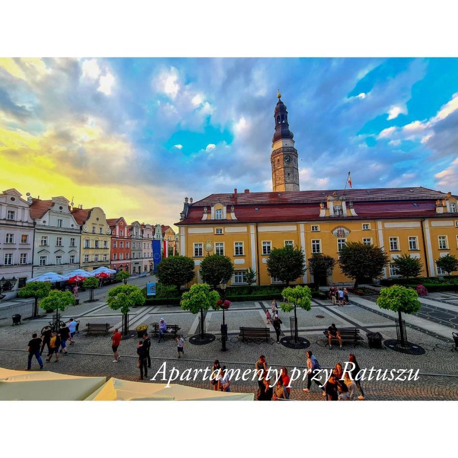 Apartamenty Przy Ratuszu Boleslawiec  Esterno foto