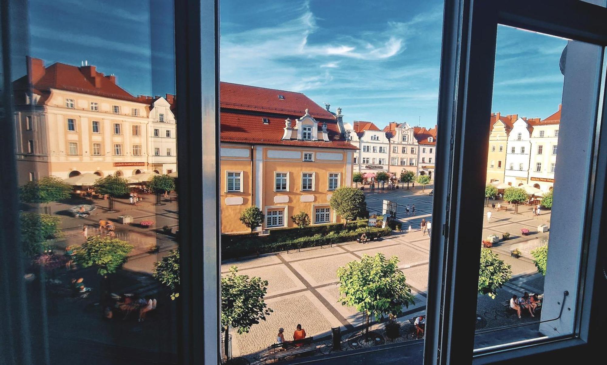 Apartamenty Przy Ratuszu Boleslawiec  Esterno foto