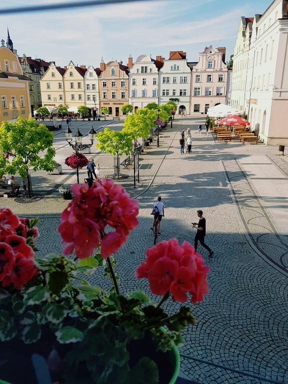 Apartamenty Przy Ratuszu Boleslawiec  Esterno foto
